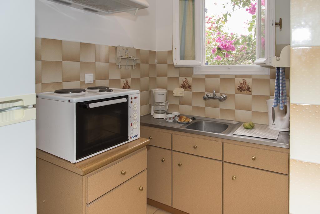 Elena Apartments Pollonia Room photo